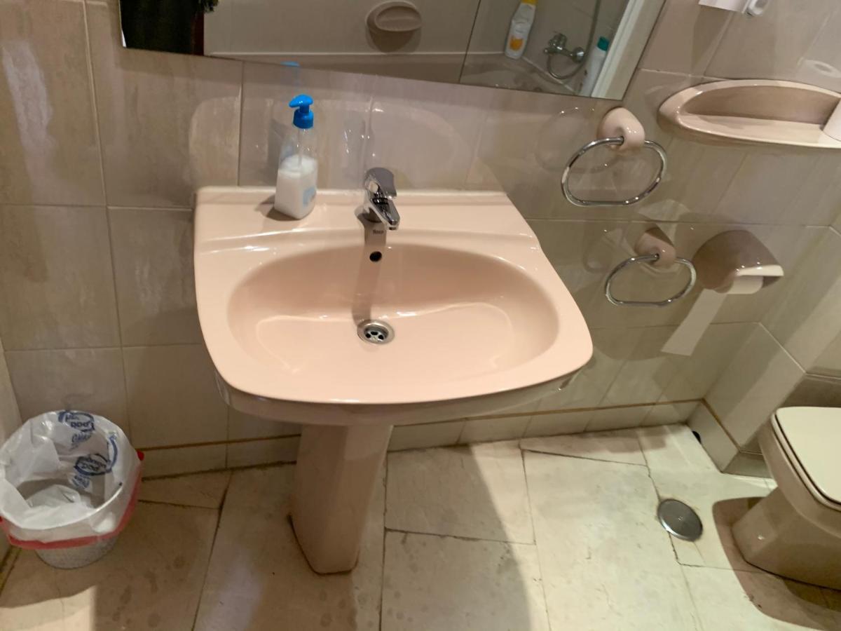Apartamentos Y Estudios Torr En Madrid - Chamartin Con Wifi Gratis Экстерьер фото
